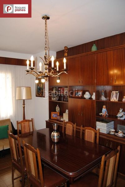 Foto 172f7bca-66a2-4494-860f-e922a4394c3e. Casa amb aparcament a Seu d´Urgell (La)