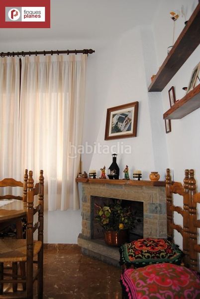 Foto 3ff03b62-a7d1-4040-86bc-6131aa68dd44. Casa amb aparcament a Seu d´Urgell (La)