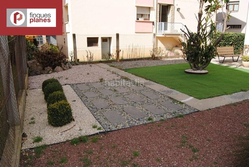 Foto 48347e02-8b31-451a-bf32-7a780e46cf96. Casa amb aparcament a Seu d´Urgell (La)