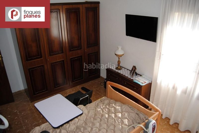 Foto 4a629989-d830-4ede-a2ed-8f423c070d5f. Casa amb aparcament a Seu d´Urgell (La)
