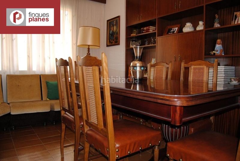 Foto a29207cd-db39-47c6-91e6-6a8426fb6a99. Casa amb aparcament a Seu d´Urgell (La)