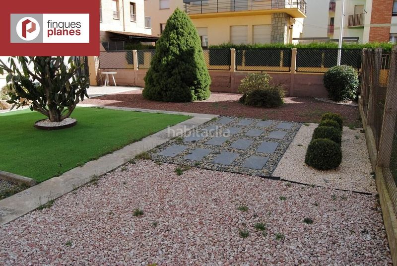 Foto aa8839e1-1da0-496c-a79a-1092538c2419. Casa amb aparcament a Seu d´Urgell (La)