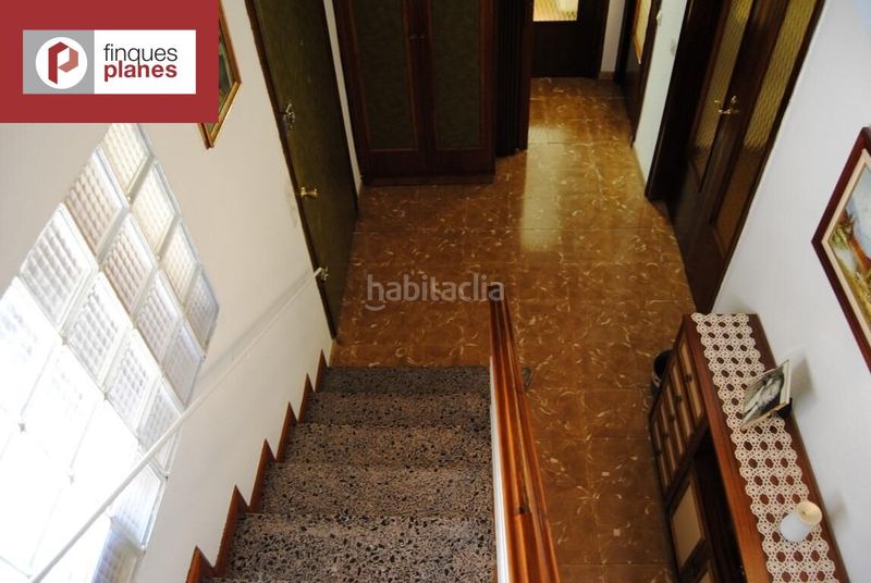 Foto b211ee70-9ade-448b-ada3-378d9e59c31b. Casa amb aparcament a Seu d´Urgell (La)