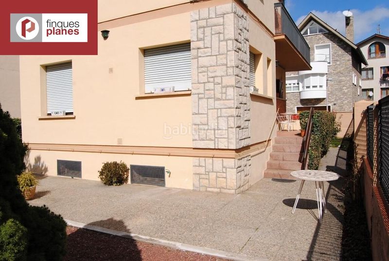 Foto c0e9eb40-b4ae-4d82-825f-86f905a42b0b. Casa amb aparcament a Seu d´Urgell (La)