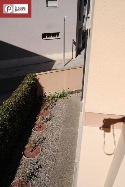 Foto d2cede58-387d-4b54-bcbe-c077e3f0d121. Casa amb aparcament a Seu d´Urgell (La)