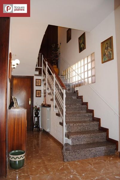 Foto d87b69fa-ad47-43f9-b095-043c5fae6327. Casa amb aparcament a Seu d´Urgell (La)
