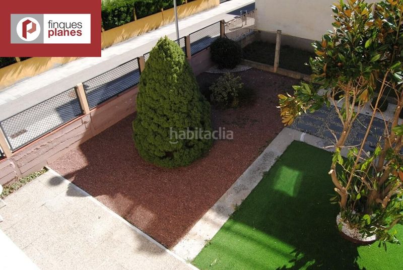 Foto fdf69fad-7cfd-42bd-8435-882fbdf20a24. Casa amb aparcament a Seu d´Urgell (La)