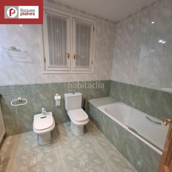 Foto a08b0916-129a-4714-ab37-90c34545ba8b. Pis amb calefacció a Seu d´Urgell (La)