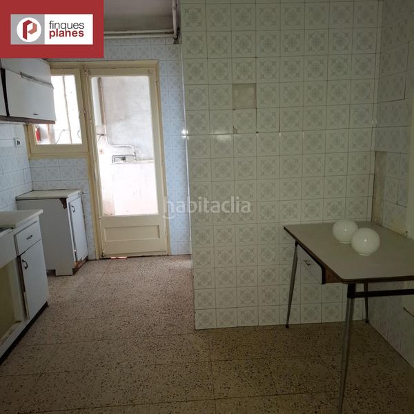 Foto 246a9070-f75d-47b0-bd0c-d85b5f1d9f25. Pis a Seu d´Urgell (La)
