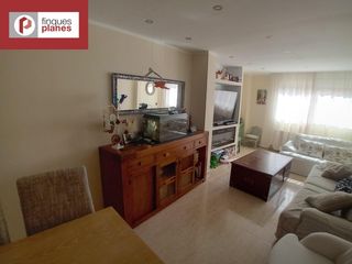 Flat in Ribera d´Urgellet. Piso en adrall
