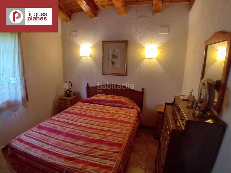 Foto 4016f4f9-a74a-4810-a96c-4bf24b823e3d. Casa amb aparcament a Cabó