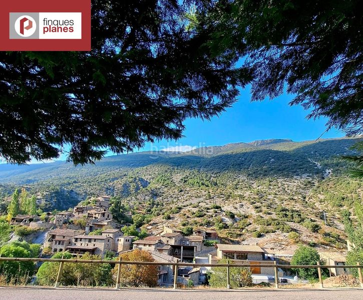 Foto a4e706b6-4086-4ea1-bafa-b7cc40e1ca08. Casa amb aparcament a Cabó