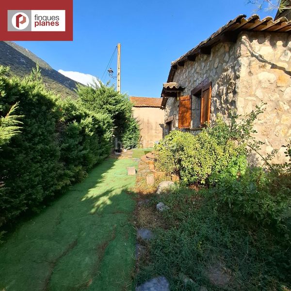 Foto aeca0dfe-5699-4cb4-ba5a-e2ec24cb663b. Casa amb aparcament a Cabó