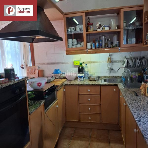 Foto cef9a94a-0b13-49c7-afee-7658b03ea443. Casa amb aparcament a Cabó