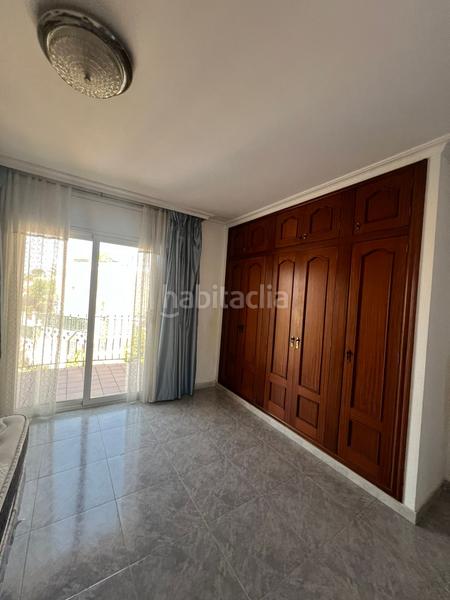 Foto b303752e-a042-47a4-b5b4-a8a3f3e56731. Chalet con camino parcheggio piscina in Pinemar Pineda de Mar