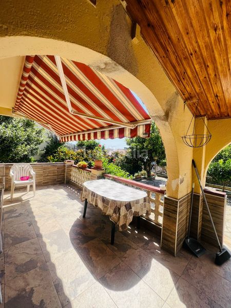 Foto 7b4b0d42-68de-4d5f-8803-edf3f33f15ad. Xalet amb calefacció aparcament piscina a Pinemar Pineda de Mar