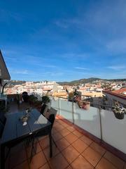 Ático en Centre. Ático con encanto en el centro de pineda