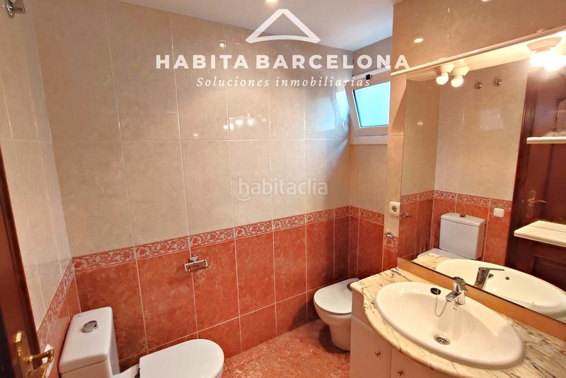 Foto 8db73f63-95ab-4d8c-8516-cd9c81217bde. Alquiler piso tu oasis de paz y confort en la ciudad. en Barcelona