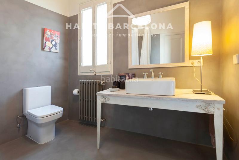 Foto 319e72b3-5fca-481d-8f5e-3b5a3fe2617a. Rent flat in Gòtic Barcelona