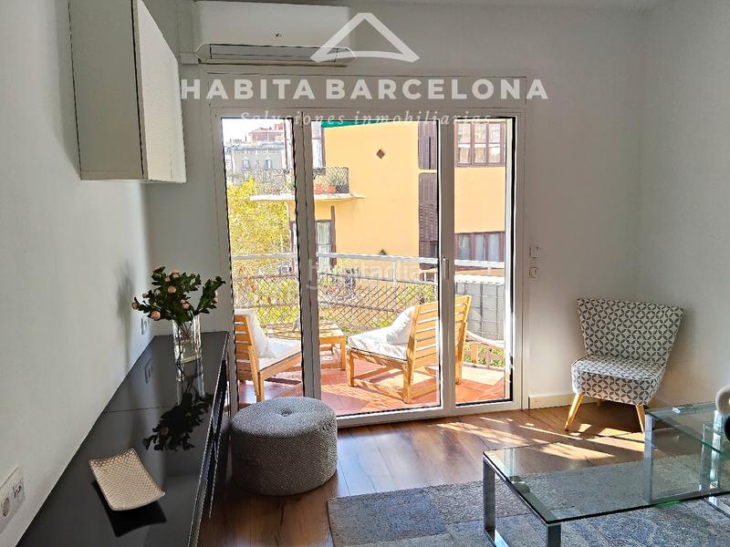 Foto 8fee92c2-7184-4a8d-b669-d4d2ec915388. Miete etagenwohnung mit heizung in Sagrada Família Barcelona