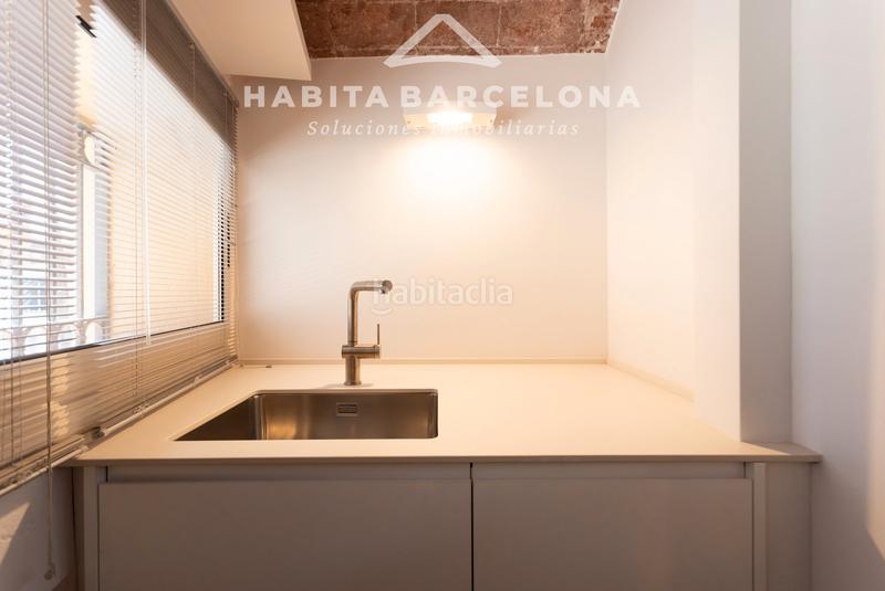 Foto 9b9fa5b3-f283-46c4-ba49-a867baac8257. Alquiler casa bungalow estudio en la zona de sarrià-sant gervasi en Barcelona
