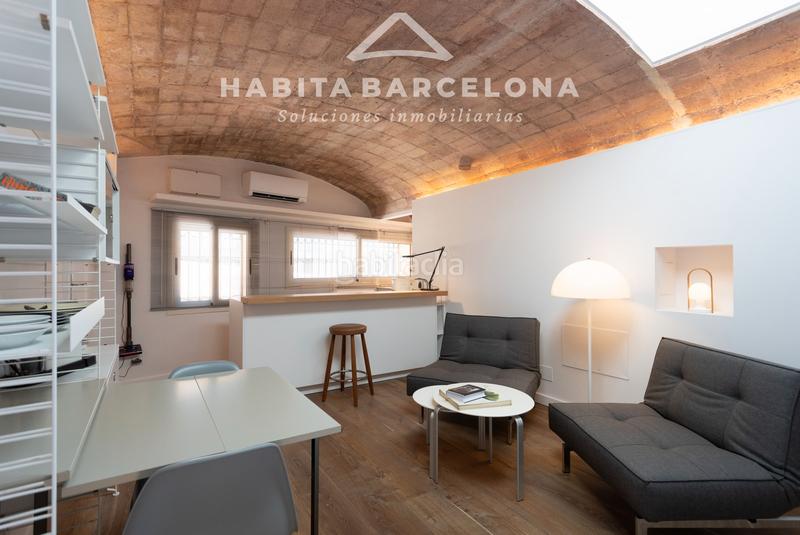 Foto e9d6b9e9-77c9-4456-8710-8aefa5cb9f5e. Alquiler casa bungalow estudio en la zona de sarrià-sant gervasi en Barcelona