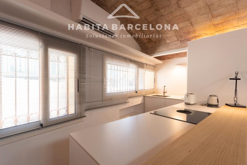 Foto ff61383b-b596-4306-8545-b7f09bee05a9. Alquiler casa bungalow estudio en la zona de sarrià-sant gervasi en Barcelona