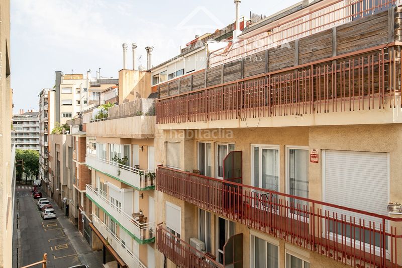 Foto 63ce63d2-d0d8-4b2f-a3b2-0c8d68f6b917. Pis amb calefacció a Putget - Farró Barcelona