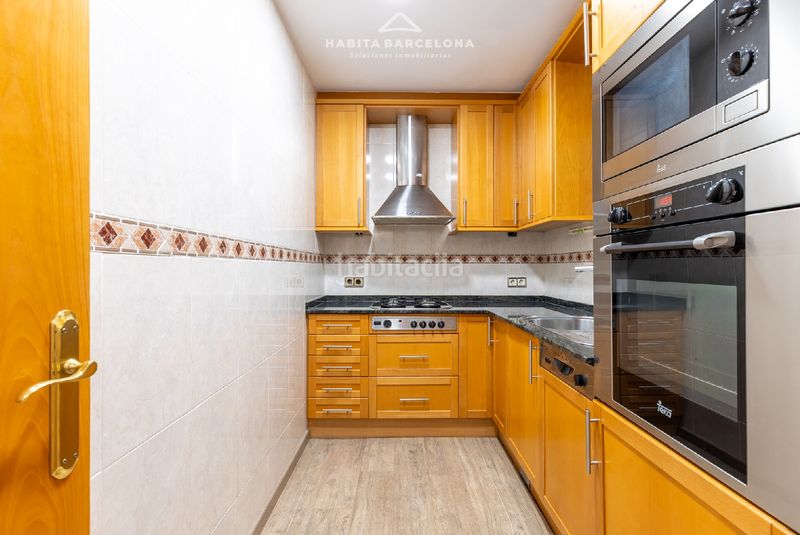 Foto a5f6d25c-3192-48d3-924a-f7db2f054e6e. Pis amb calefacció aparcament a La Nova Esquerra de l´Eixample Barcelona