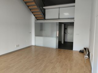 Affitto Attico in Vara de Quart. Atico duplex con dos terrazas en vara de quart