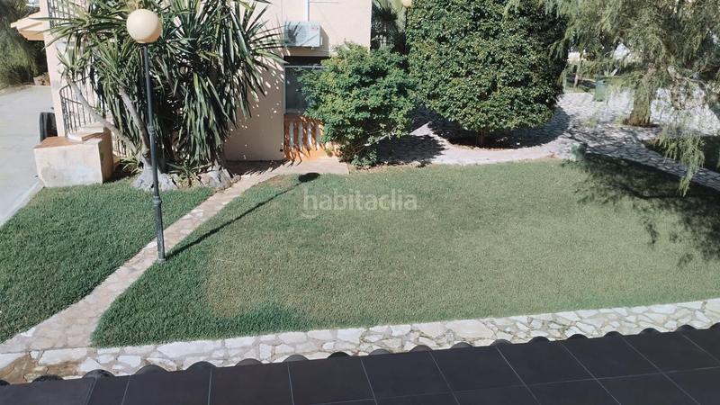 Foto 0e3b46b0-d43c-4264-a45b-73e80e7fc2d0. Casa a schiera con parcheggio piscina in El Montgó Dénia