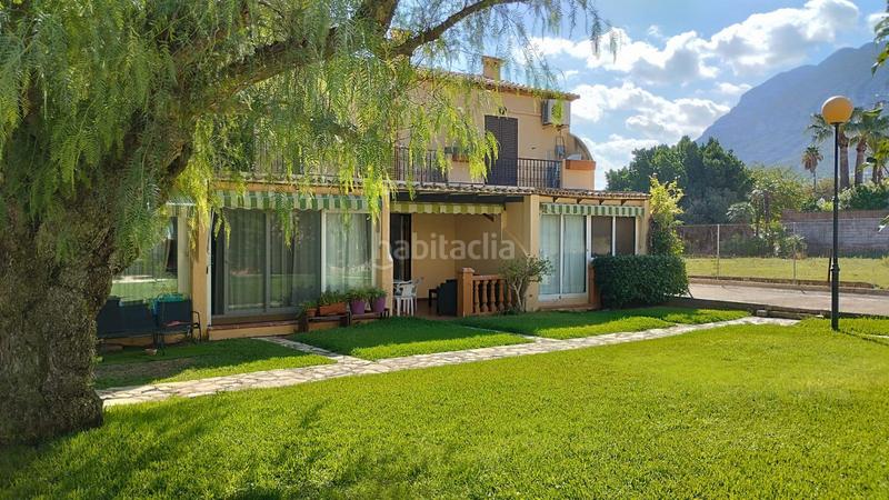 Foto cac8e32b-3af5-4060-92af-b95e179444ce. Casa a schiera con parcheggio piscina in El Montgó Dénia
