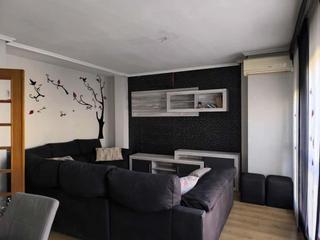 Pis a Plaza Xúquer. Piso de  4 habitaciones en paiporta