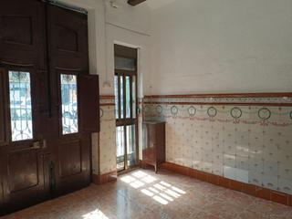 Chalet in El Cabanyal-El Canyamelar. Disponible chalet independiente próximo a la playa