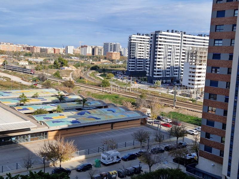 Foto 0d2822fe-8523-44c1-a71f-f310b0ffb8fd. Alquiler piso disponible vivienda en residencial valturia en Valencia