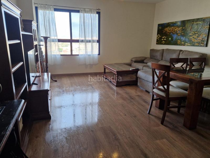 Foto a1e75ac4-c968-4d7a-b01f-78c9b49324e3. Alquiler piso disponible vivienda en residencial valturia en Valencia