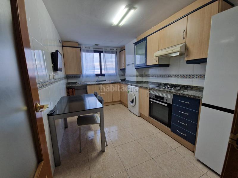 Foto af97e58b-af37-42b3-b690-e6fc6f879bb4. Alquiler piso disponible vivienda en residencial valturia en Valencia