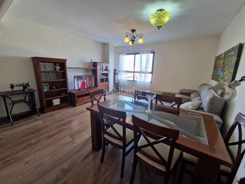 Foto b7a4299a-0942-4819-b6c2-10c7622bf1d6. Alquiler piso disponible vivienda en residencial valturia en Valencia