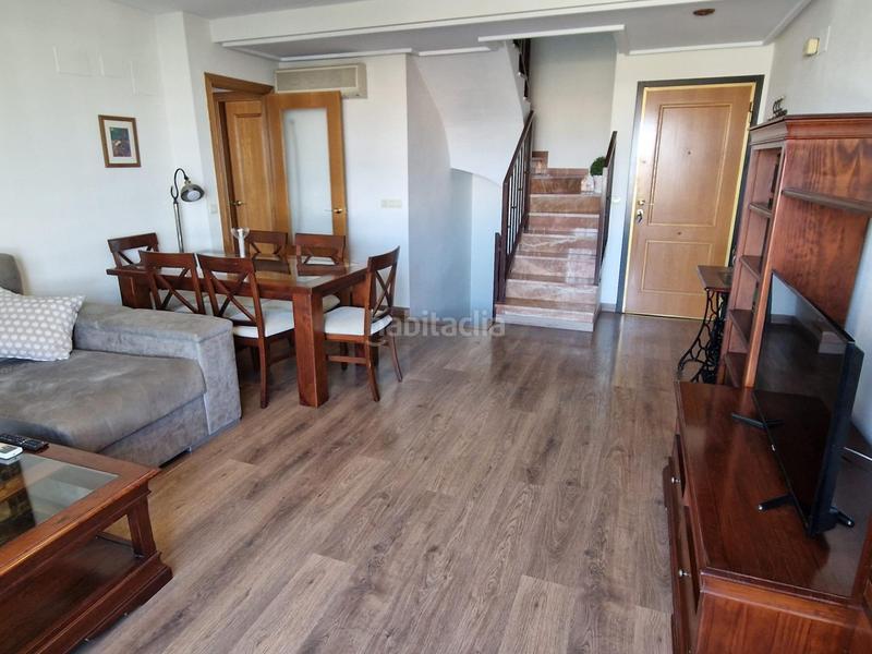 Foto dd9b4c67-135f-41ec-ab92-fb5be2b0e138. Alquiler piso disponible vivienda en residencial valturia en Valencia