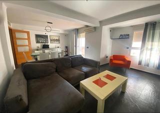 Pis  Calle domenec belenguer. Piso disponible en zona prestigiosa de paterna