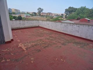 Maison à Benimàmet. Casa en benimamet