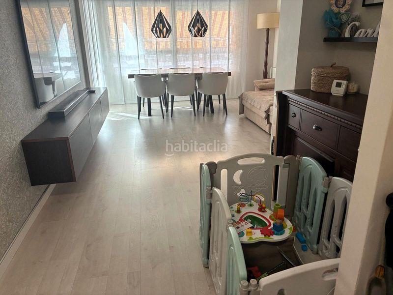 Foto 4f5b7671-c50f-44f1-8b2d-b33441f585e1. Pis amb aparcament a Barrio Benicalap Valencia