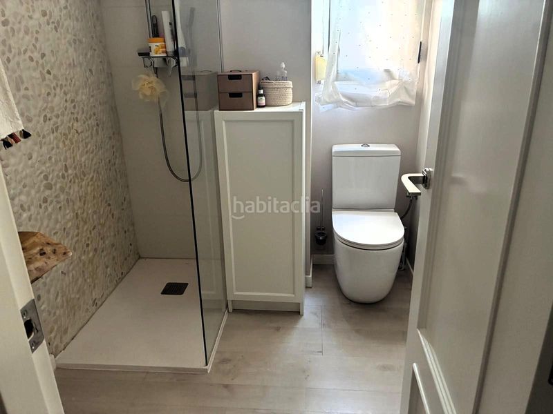 Foto e8044d2f-6bb5-4141-9dda-b9e7e5d95d63. Pis amb aparcament a Barrio Benicalap Valencia