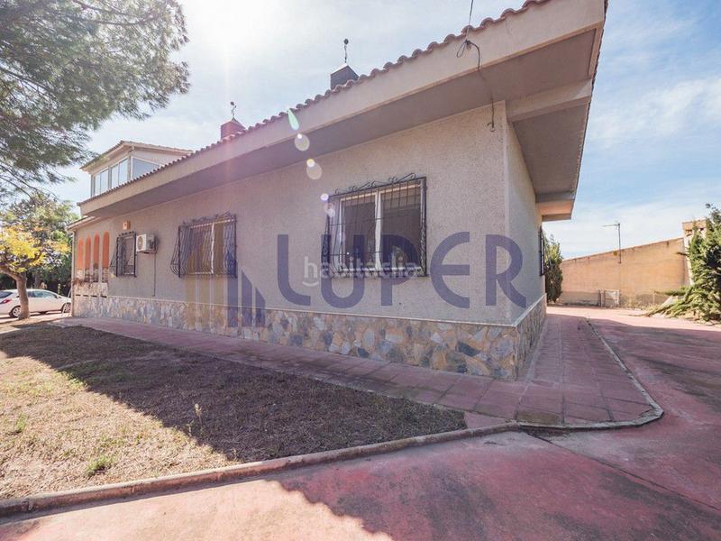 Foto 0bf79b3f-1e45-4865-8b87-f05f21aa2cba. Chalet en Los Girasoles Sant Vicent del Raspeig