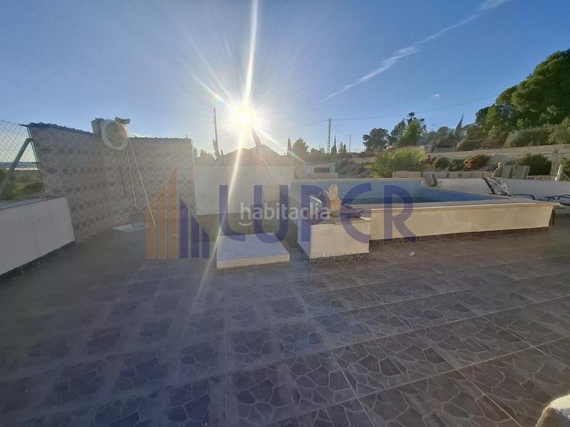 Foto 6d06f125-fd4d-40d1-a935-b7b8767b99ed. Chalet en Agost