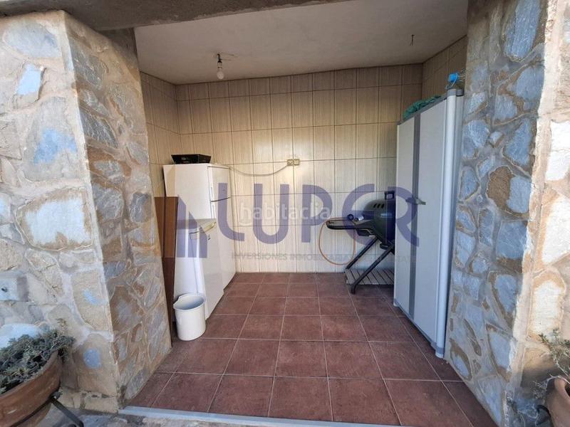 Foto fb7d8a48-0431-4773-8e15-efef09c24230. Chalet en Agost