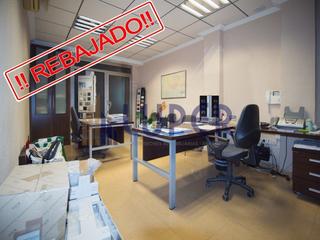 Business premise in Centro