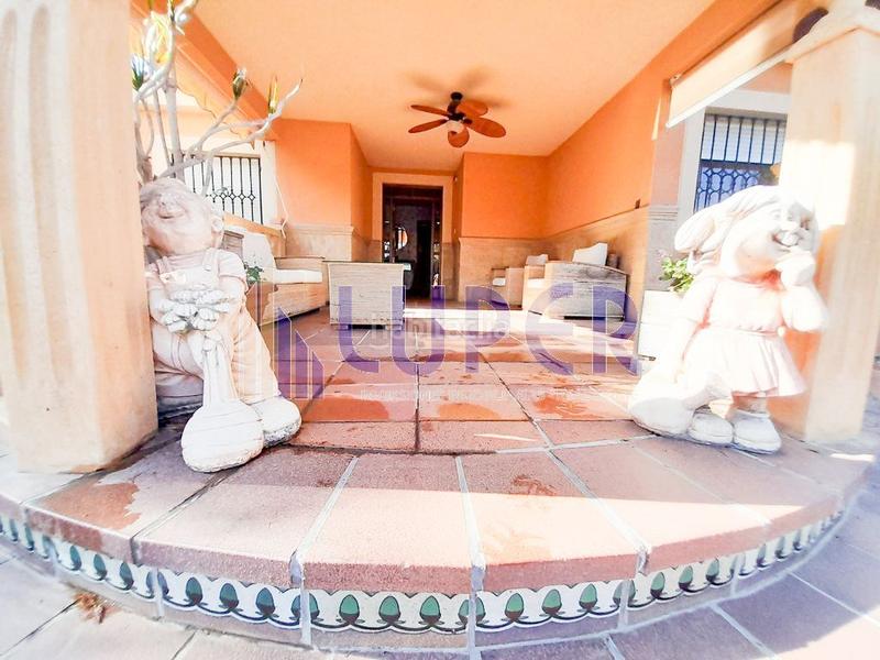 Foto 4ded6334-bcaf-40b2-a2b5-213f4e87857c. Chalet en Sol y Luz Sant Vicent del Raspeig