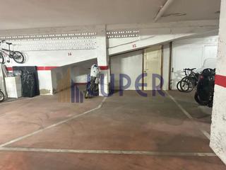 Car parking in Centro