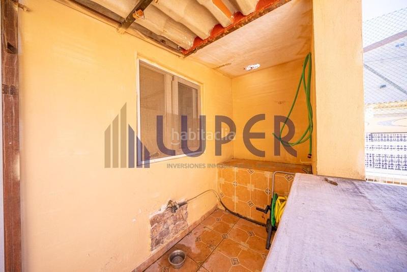 Foto 0cb50477-cc6b-4439-b2eb-2febe3b834e0. Xalet amb aparcament piscina a Los Girasoles Sant Vicent del Raspeig